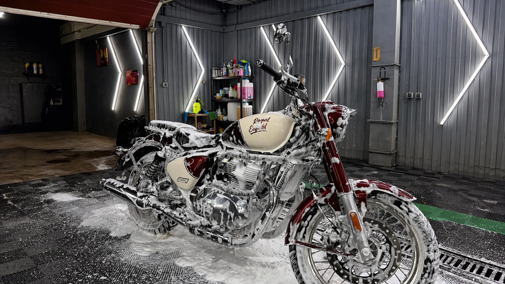 Комплексная мойка всего мотоцикла перед сезоном - фото 1